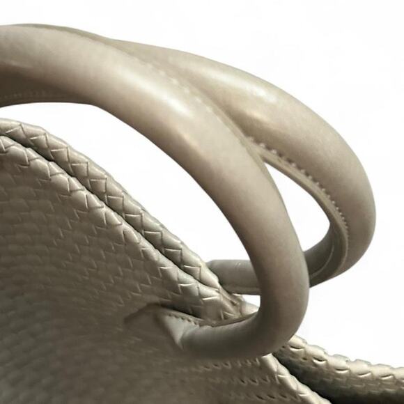 Moda Luxe Cream Woven Leather L Large Tote Bag Black White Striped Interior $140 - Picture 5 of 8